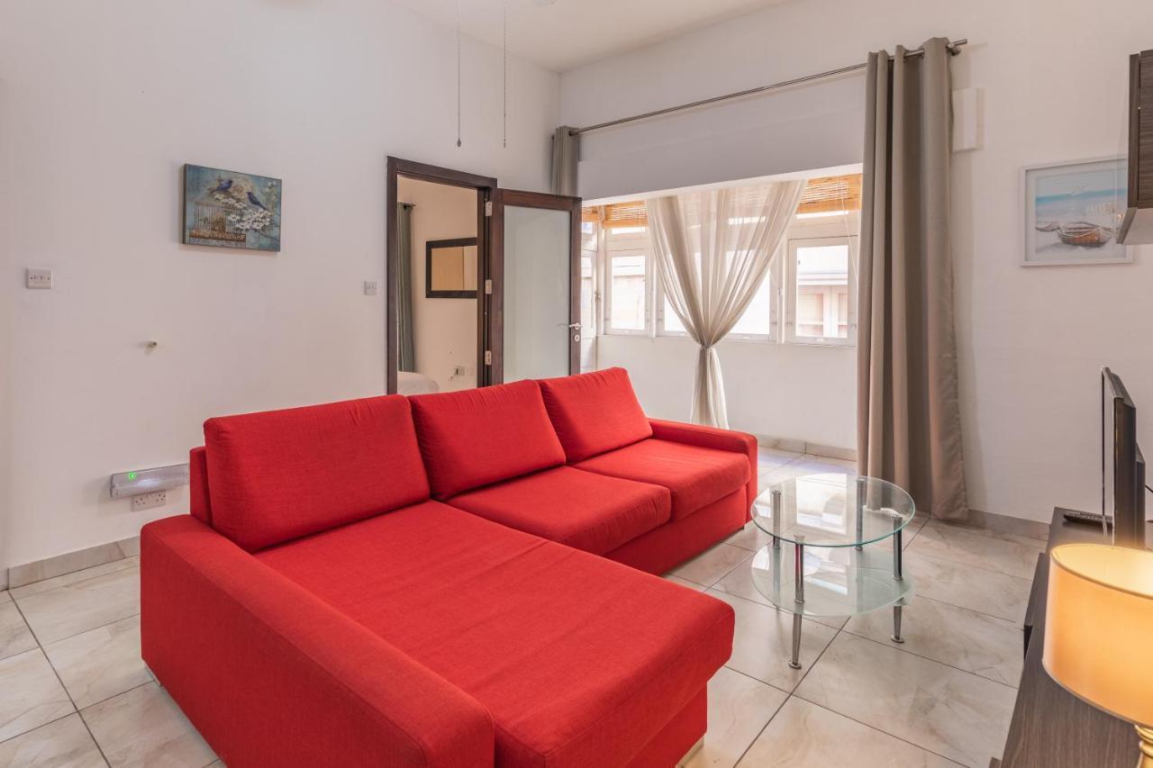 Bormla - Comfortable Two Bedroom Apartment Cospicua المظهر الخارجي الصورة